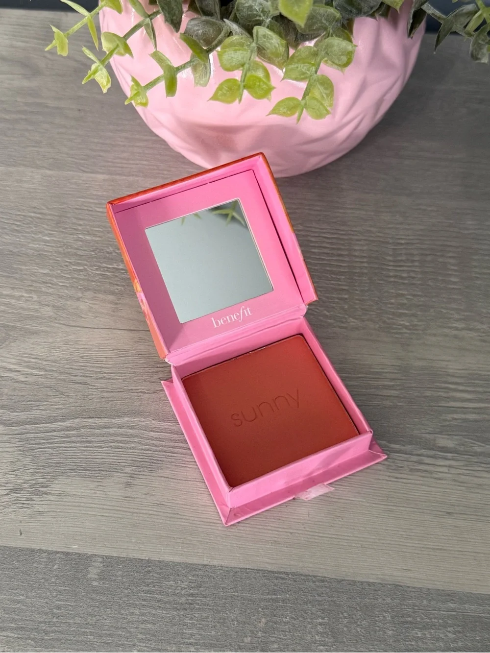 NEW Benefit Sunny Bronzer / Blush Powder